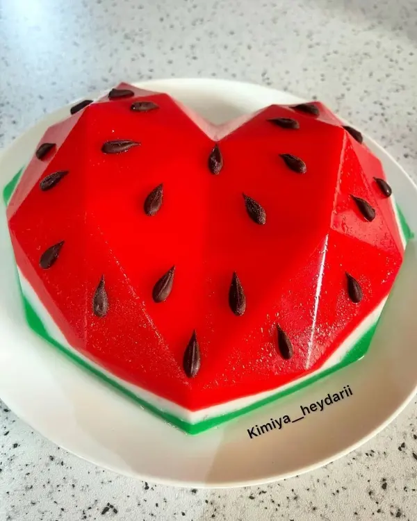 ژله هندوانه شیک برای شب یلدا