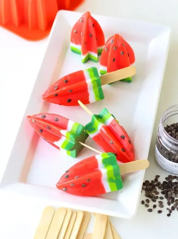 ژله هندونه‌ای جذاب برای شب یلدا
