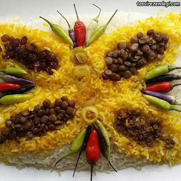 تزیین عدس پلو با طرح پروانه
