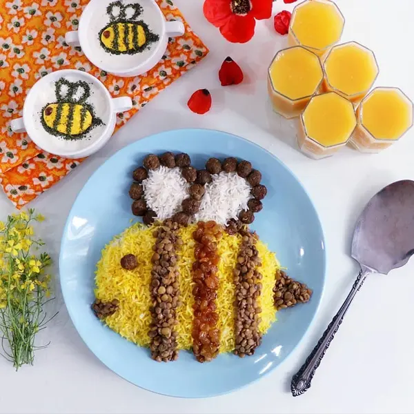 تزیین عدس پلو با طرح زنبورک