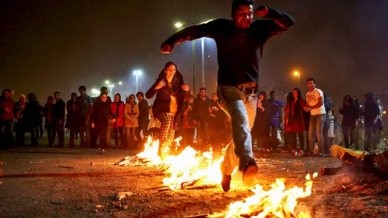 جملات پیشاپیش چهارشنبه سوری مبارک