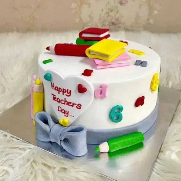 ایده کیک روز معلم