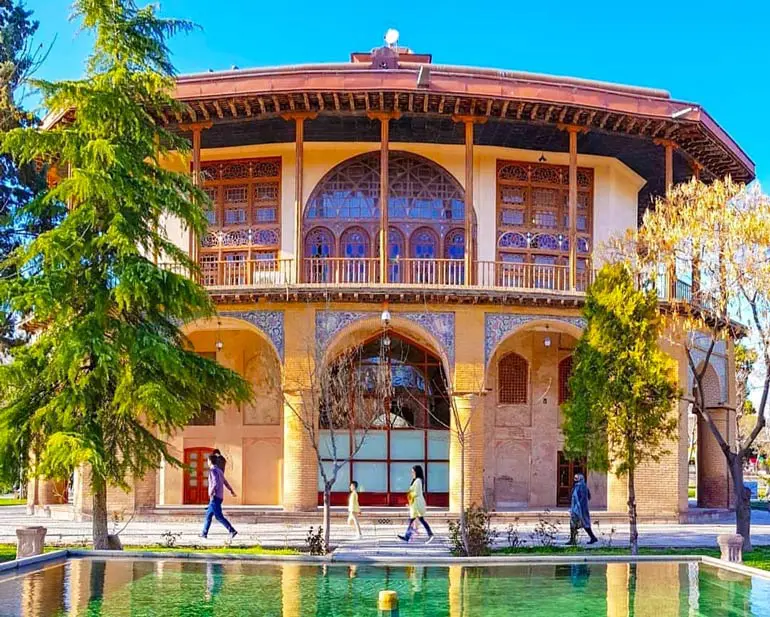 کاخ موزه چهل ستون