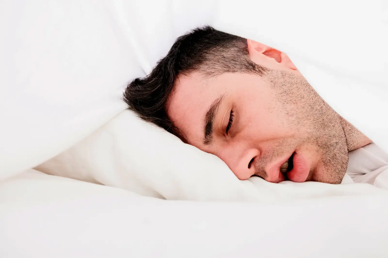 آیا کمبود ویتامین موجب خواب زیاد می شود؟