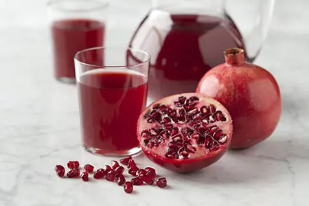 خواص آب انار برای خانم ها